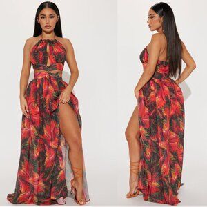 FASHION NOVA HOT IN THE TROPICS MAXI DRESS RED/COMBO SIZE MEDIUM PRELOVED